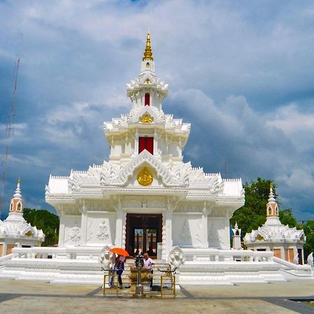 Pura Nakhon Hotel Nakhon Si Thammarat Luaran gambar